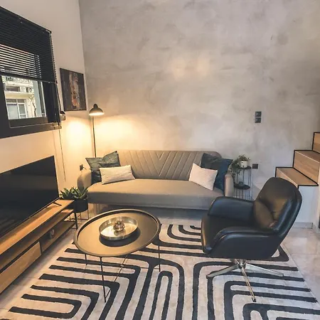 112 Downtown Loft * Volos