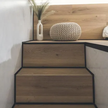 112 Downtown Loft Apartment