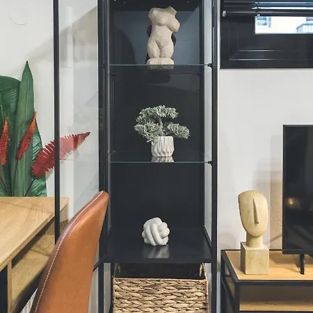 112 Downtown Loft Apartment
